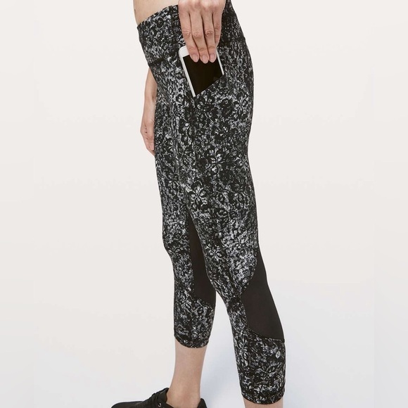 Lululemon Pace Rival Crop *22" - Picture 3 of 6
